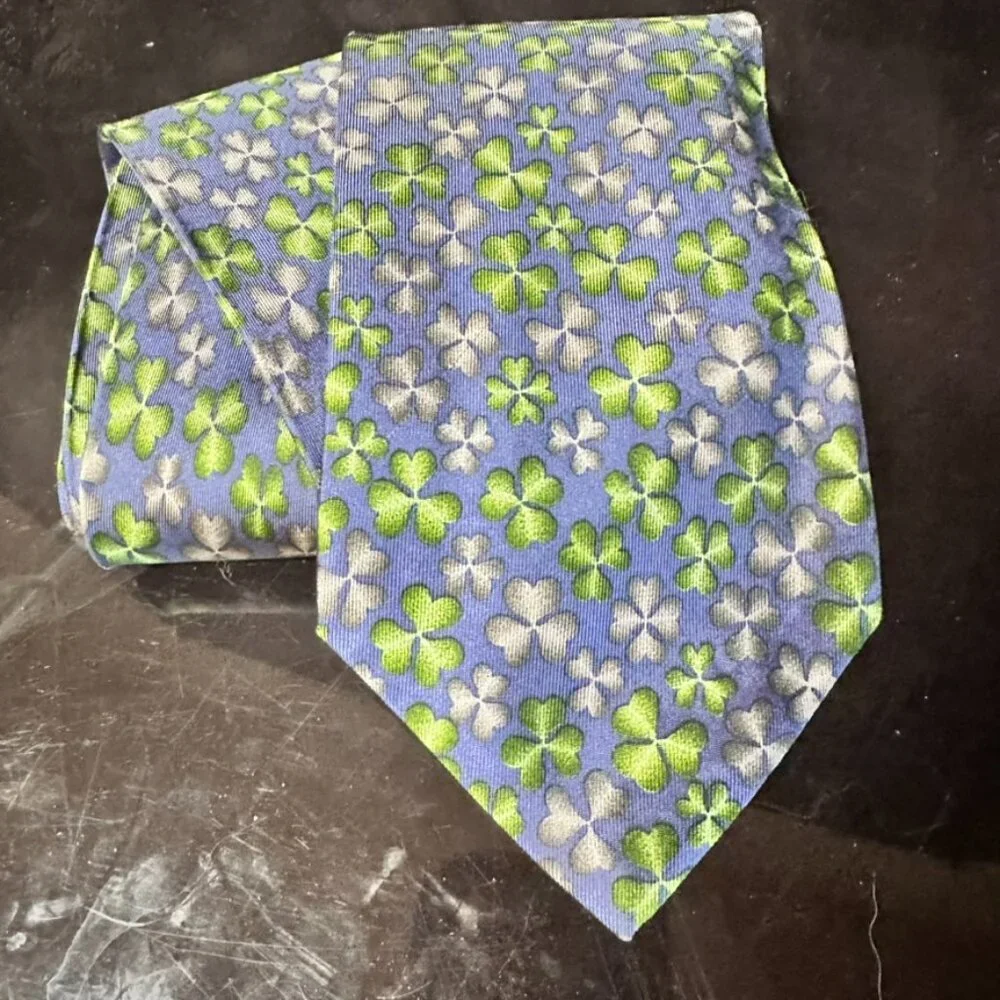 Gucci Silk Tie Irish Clover Mens Gift Geometric Pop Art Necktie Luxury Green